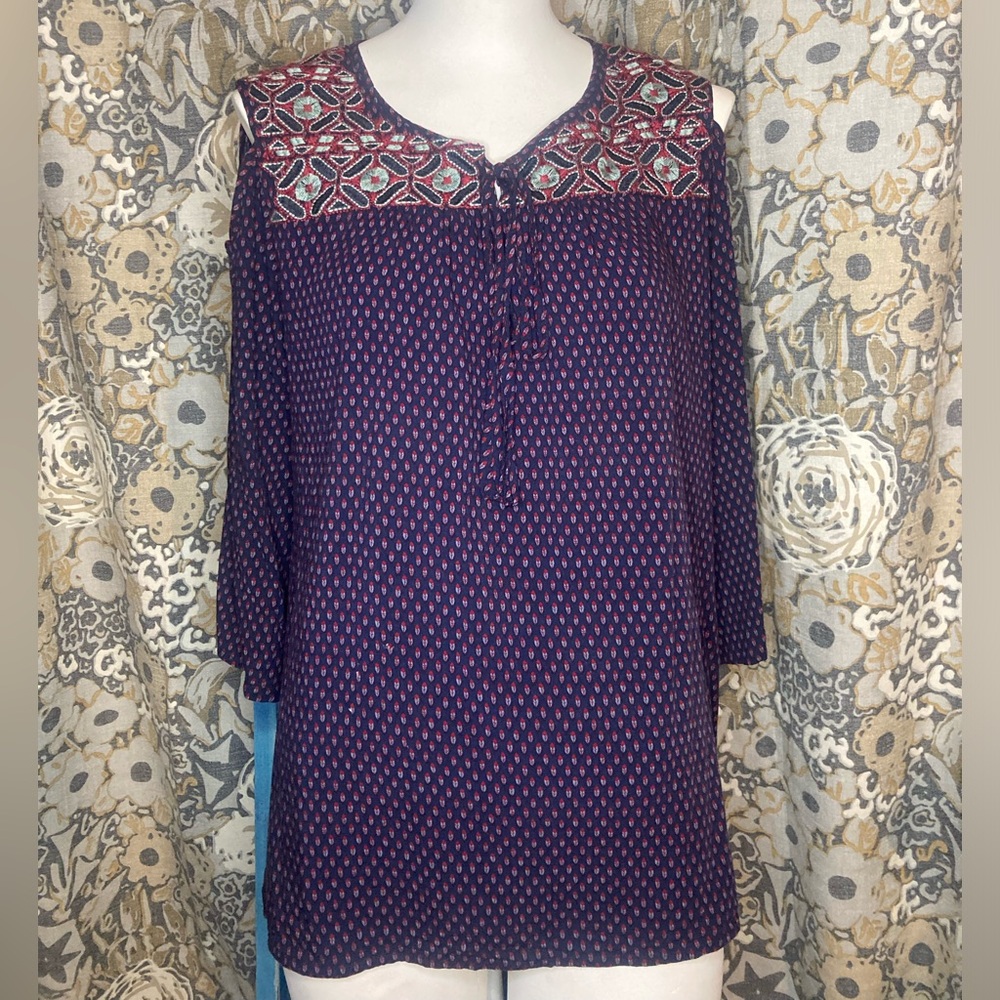 Ladies sheer top size Large